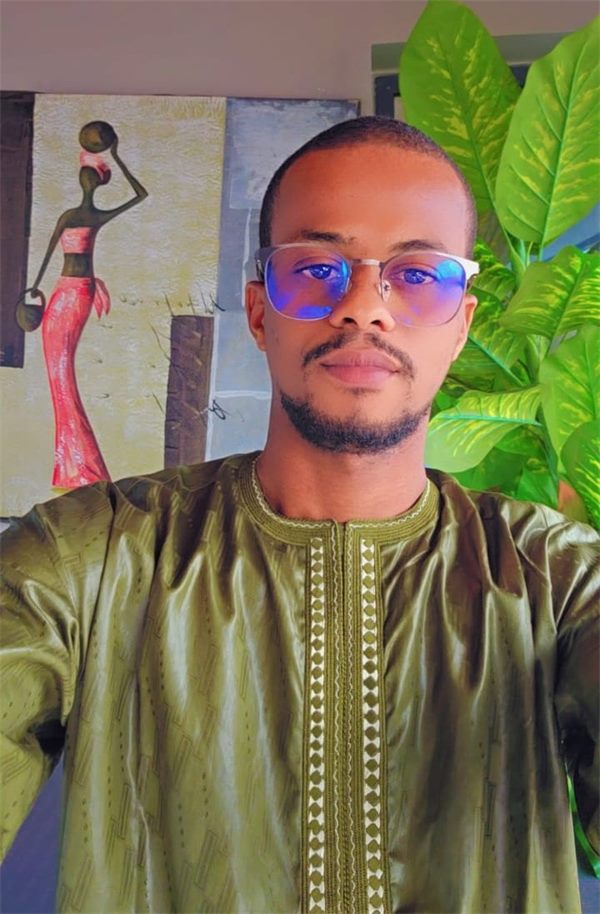 Abou Diallo, Co-fondateur & Directeur Technique chez YeminiCoder